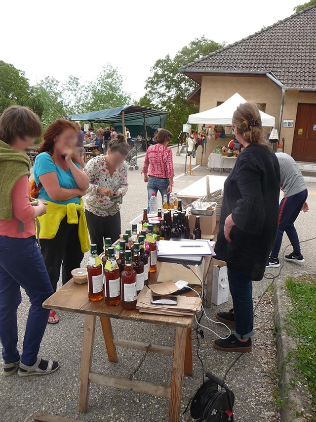 Les visiteurs ont également pu découvrir la vaisselle biodégradable et compostable d’Ecozema, ainsi que l’Elef, la monnaie locale et citoyenne du bassin chambérien.